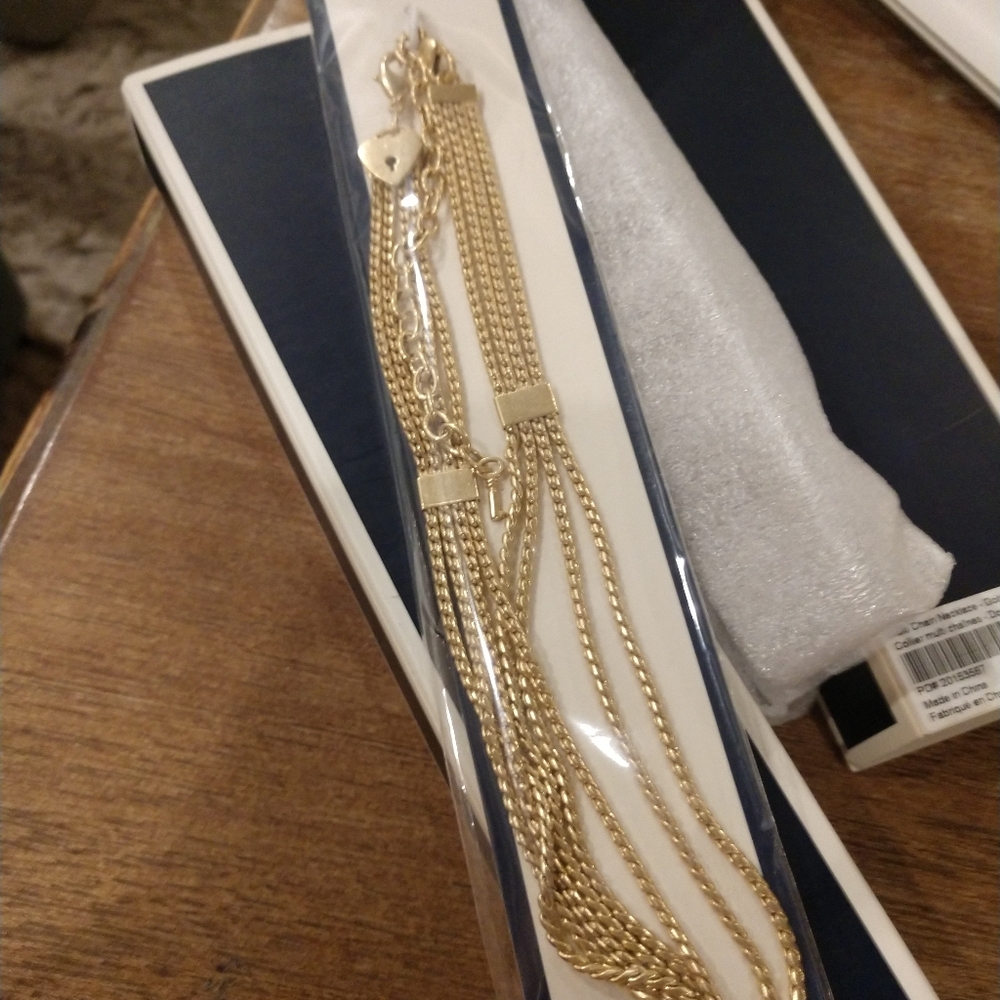 Keep collective multi-chain necklace